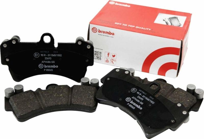 Brembo 14-19 Infiniti Q50/17-19 Q60/14-19 Nissan Rogue Front Premium NAO Ceramic OE Equivalent Pad